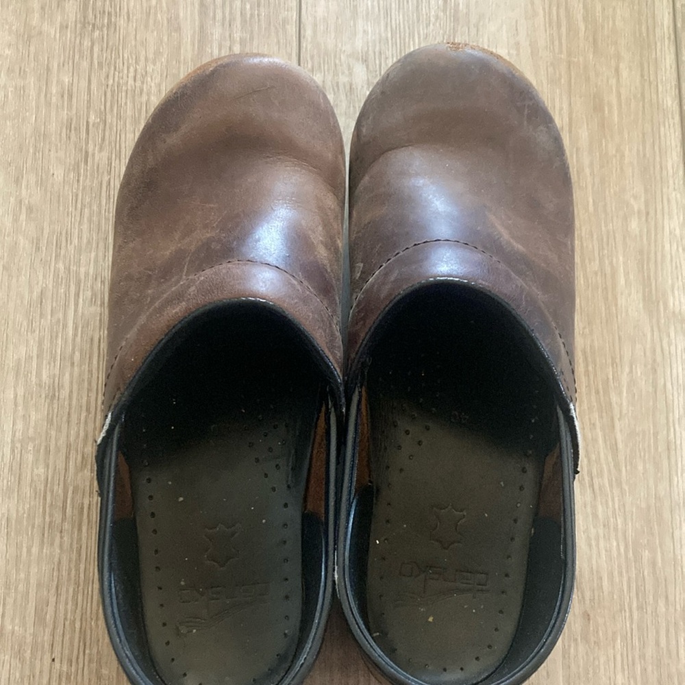 Brown Leather Women’s Dansko Clogs